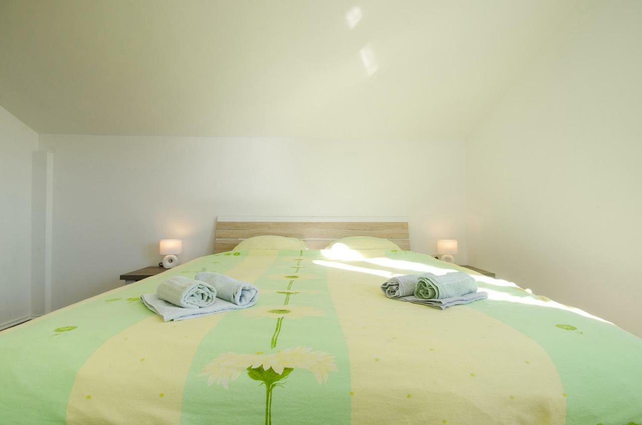 Apartman Korina Sukošan Exterior foto